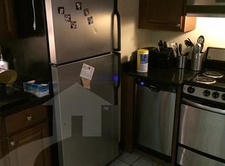 221B Holland St, Somerville, MA 02144