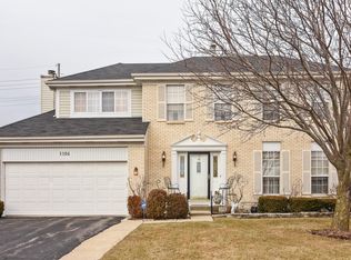 1104 Edington Ln, Mundelein, IL 60060