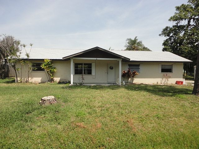 1st image of 769 E Baffin Dr