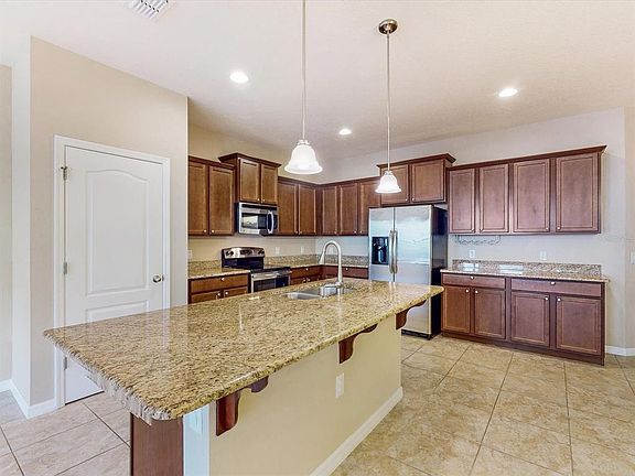 5th image of 1220 Teton Dr