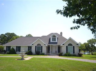 162 Pine Tree Dr, Reedville, VA 22539