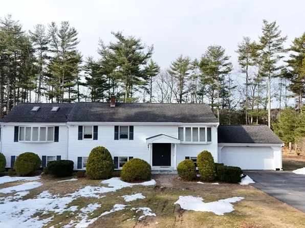 7 Randall Rd, Rochester, MA 02770