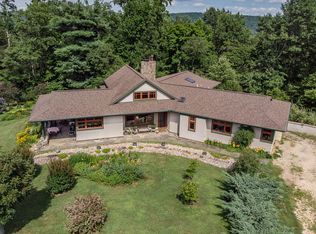 620 Jump Mountain Rd, Rockbridge baths, VA 24473