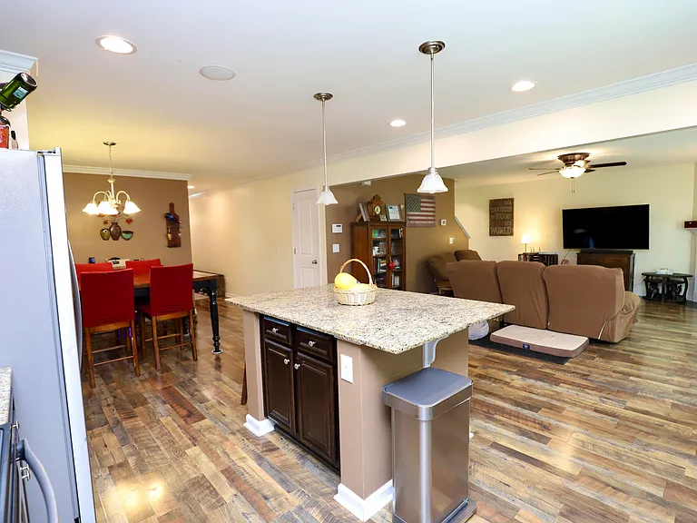 71 Carina Ln — Photo 24
