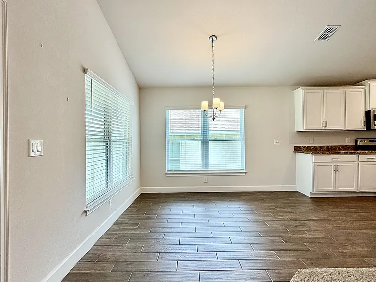 633 W Rexford Dr — Photo 24