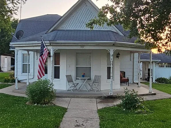 107 S Main St, Bellflower, MO 63333