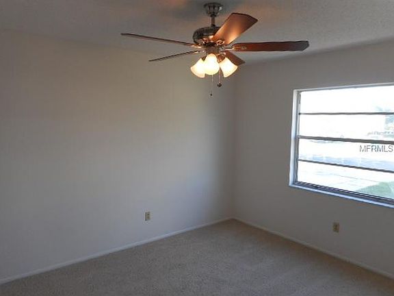 5th image of 557 Floral Dr