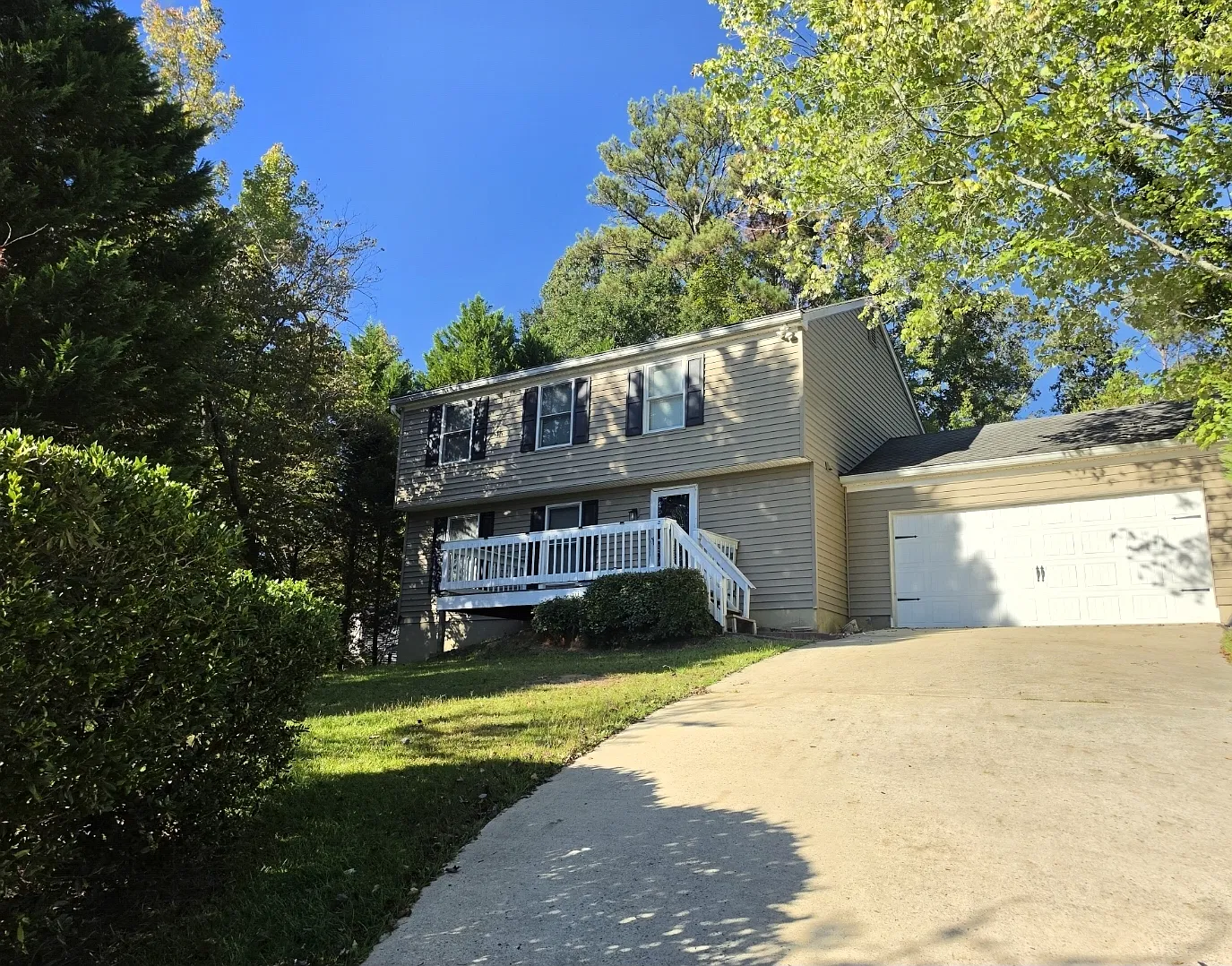 132 Kings Ridge Drive - 1 — Photo 3