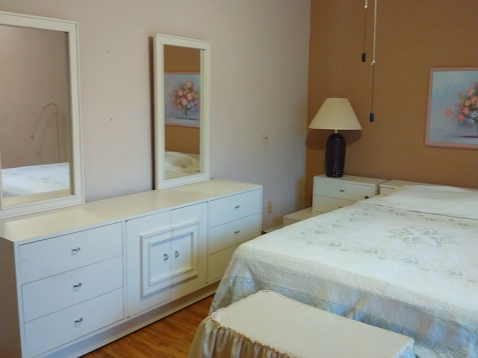 1 bed, 2.5 bath, 1380 sqft, $950 — Photo 1