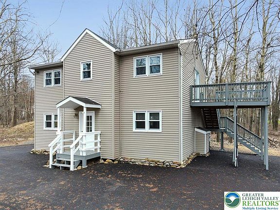 2nd image of 400 Cedar Dr