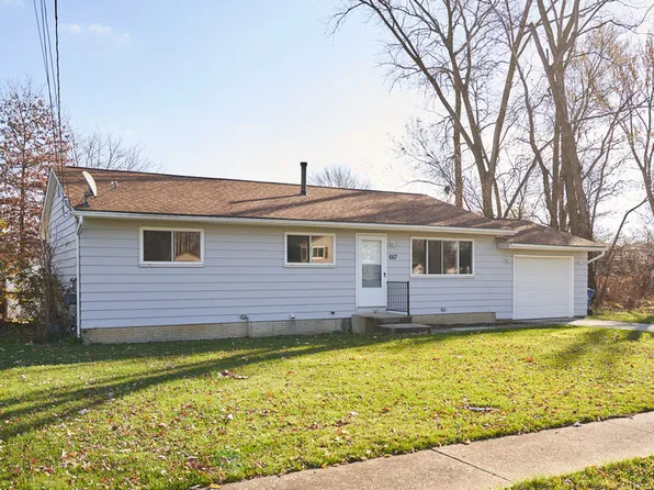 667 Oakwood Ave, Sheffield Lake, OH 44054