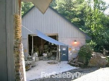 2nd image of 248 Buckhorn Rd