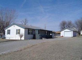 325 W 4th St, Hydro, OK 73048