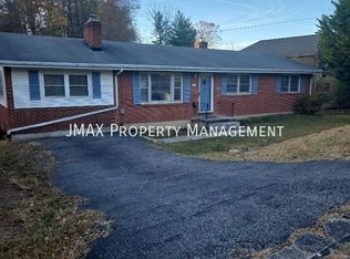 5104 Springlawn Ave, Roanoke, VA 24018