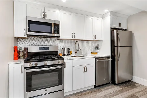 Rented by Douglas Elliman | media 3