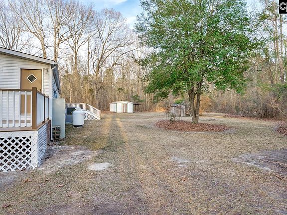 3rd image of 1011 Saddle Club Ln