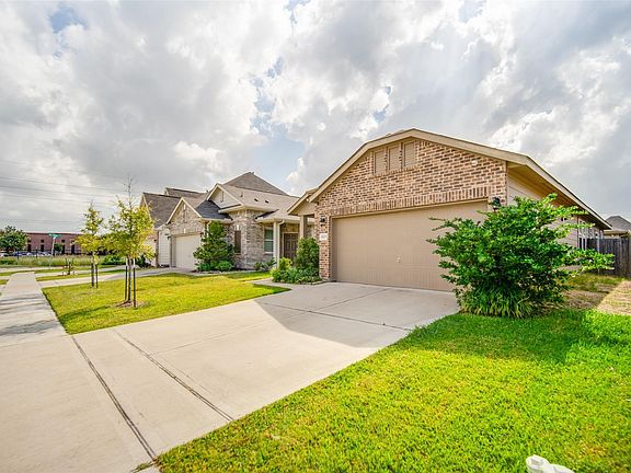 2nd image of 14215 Campo Vista Dr