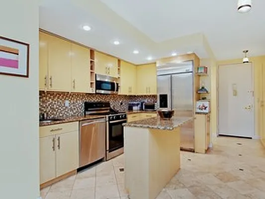 Sold by Citi Habitats | media 1