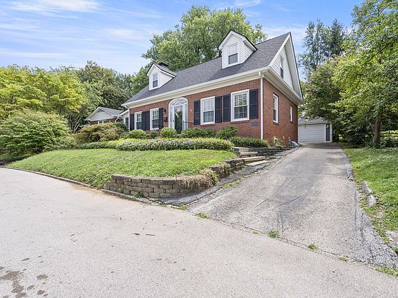 2nd image of 17 Ashmore Dr