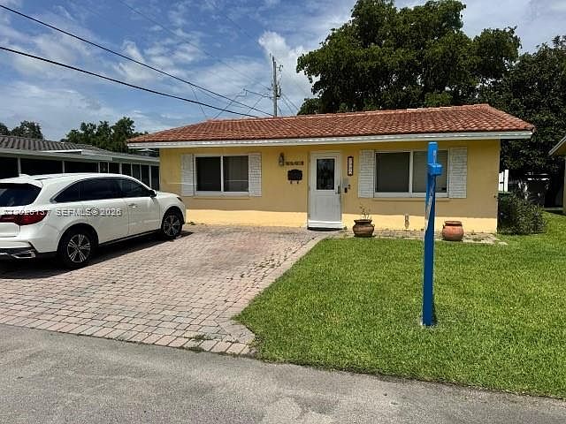 1st image of 5403 NW 27th Ave