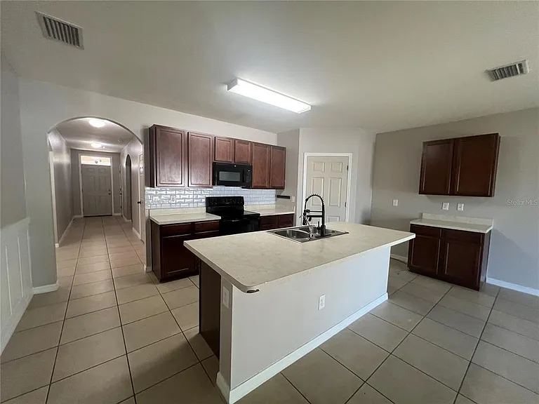 3287 Trentwood Ln — Photo 12