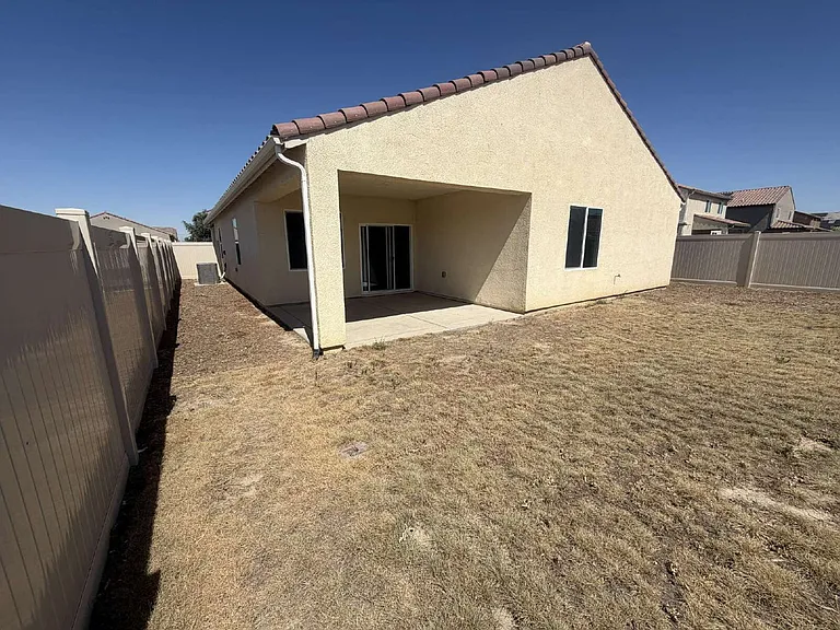 7828 Strawberry Meadow Ct — Photo 13