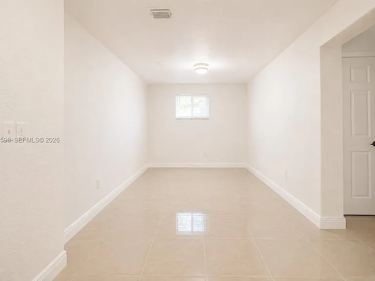 9421 SW 150th St — Photo 18