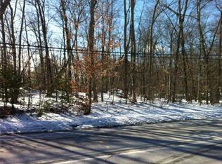 2 Lake St, Shrewsbury, MA 01545