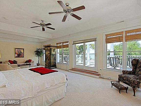 Master Suite with sitting area, balcony
