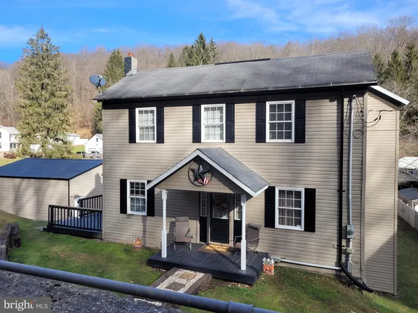 104 Douglas Ave, Lonaconing, MD 21539
