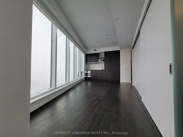 197 Yonge St #5312 — Photo 9