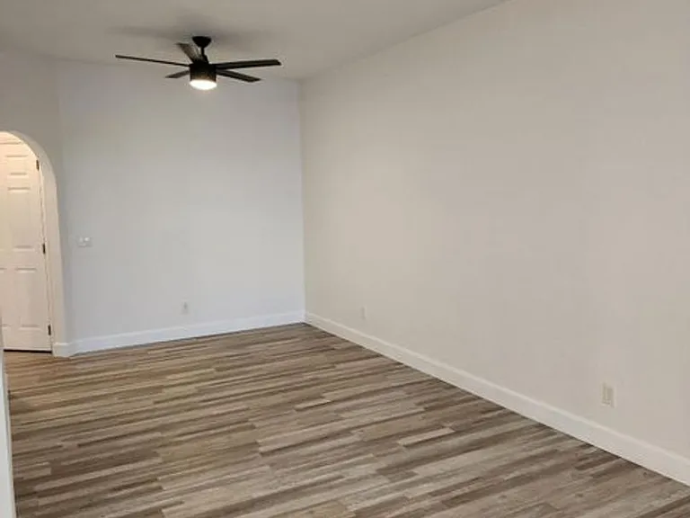 7958 Evelyn Ct — Photo 8
