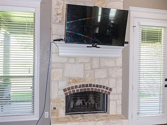 2nd image of 7327 Kingsport Ln