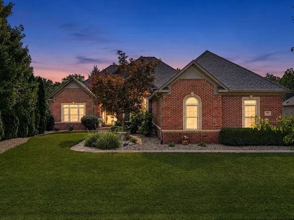 7413 Misty Woods Ln, Indianapolis, IN 46237