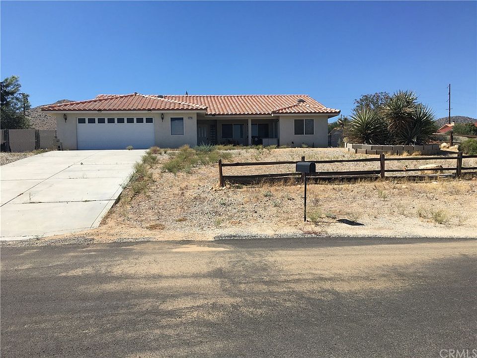 1st image of 57791 San Tropeze Dr