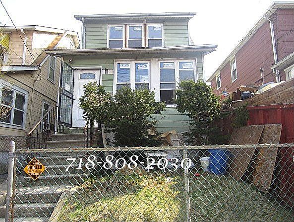2nd image of 2240 Light St