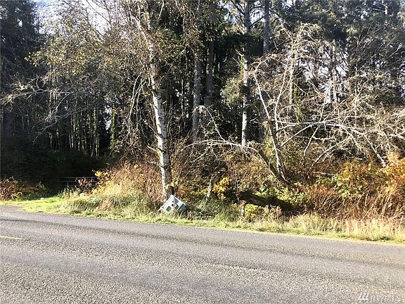 2nd image of 2579 State Route 109