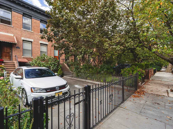 276 4th St #2, Jersey City, NJ 07302