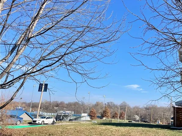 5401 Virginia Ave, Kansas City, MO 64110