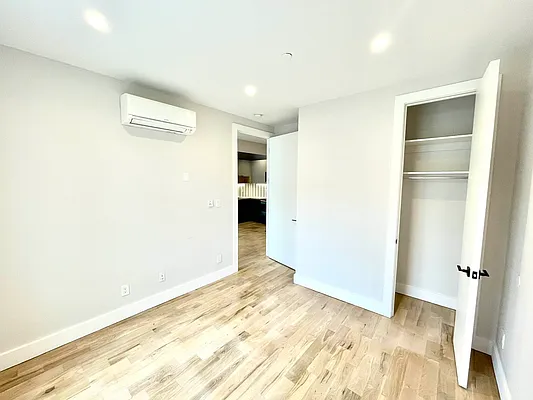 Rented by Pear NYC LLC | media 29