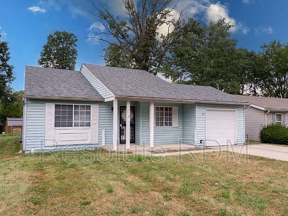 2nd image of 3826 Ireland Dr