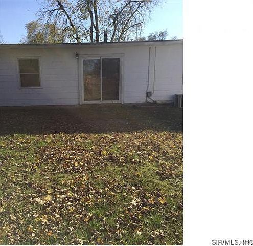 2nd image of 137 Saint Thomas Ln