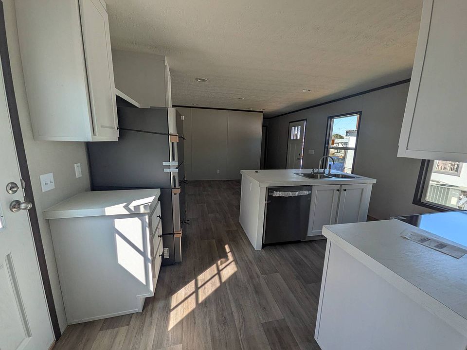 1st image of 301 International Blvd Trailer A14