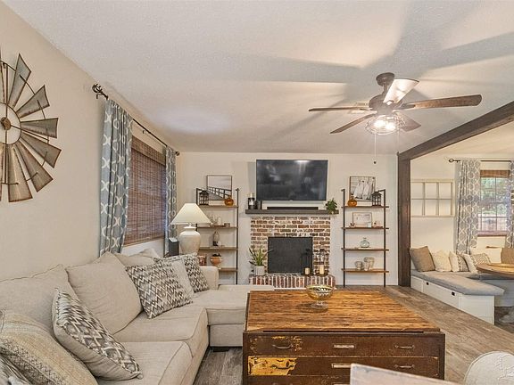 3rd image of 6440 Judkins Dr