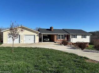 3104 Country View Rd, Jonesville, NC 28642