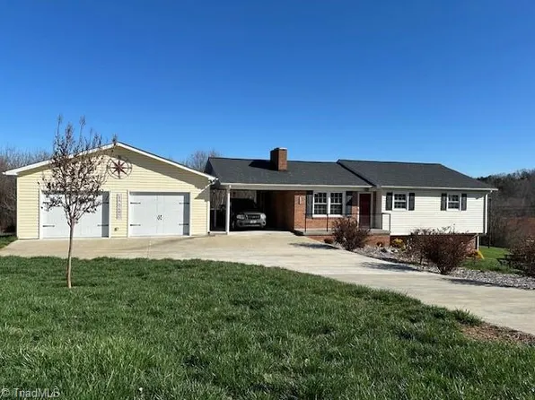 3104 Country View Rd, Jonesville, NC 28642