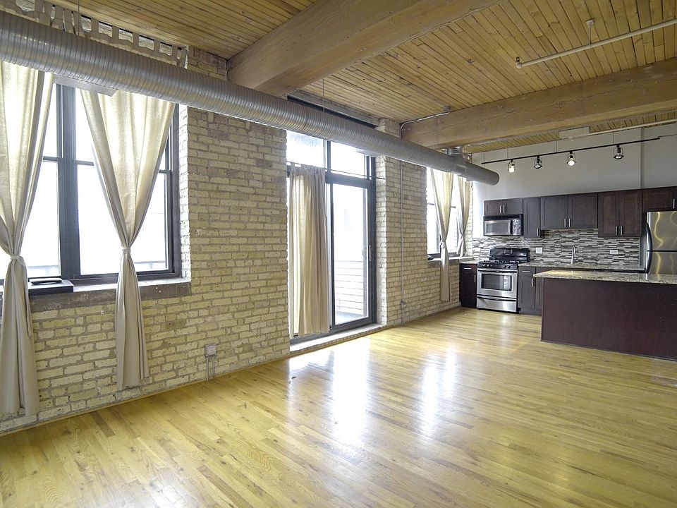 1st image of 2911 N Western Ave APT 512