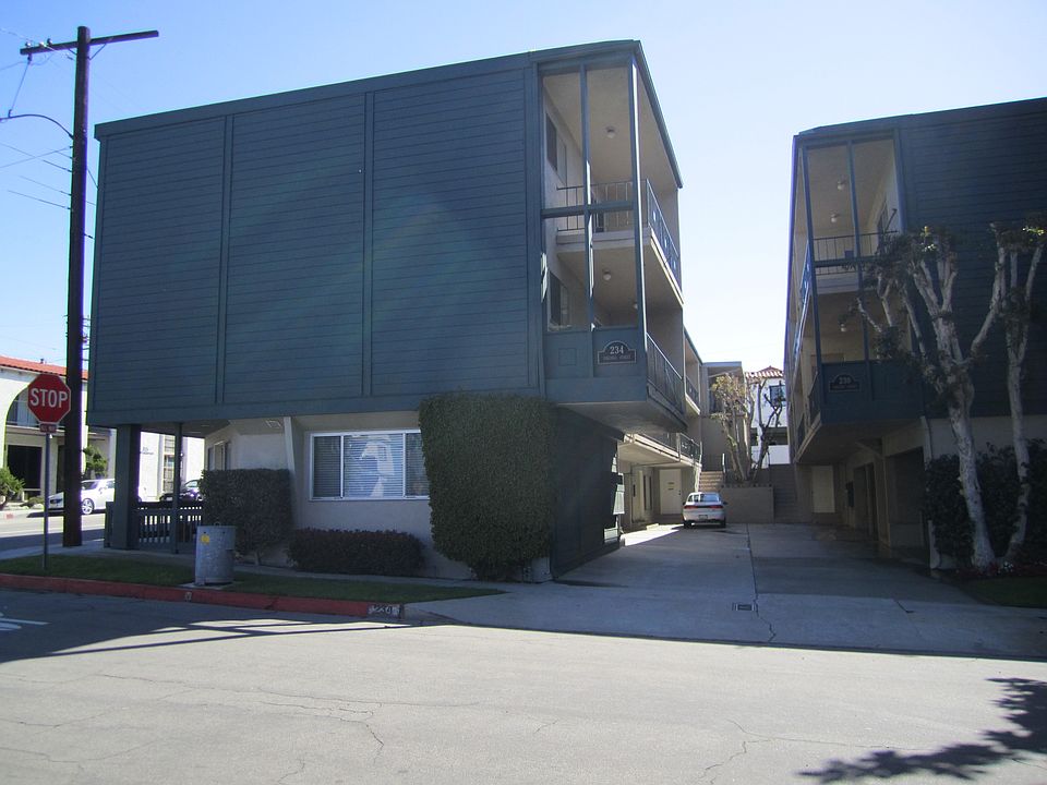 2nd image of 234 Virginia St APT 1