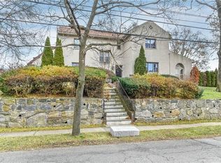 369 Westchester Ave, Mount Vernon, NY 10552