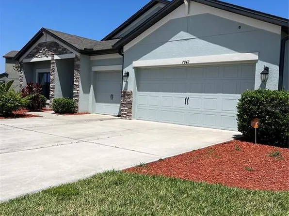 7942 Roma Dune Dr, Wesley Chapel, FL 33545
